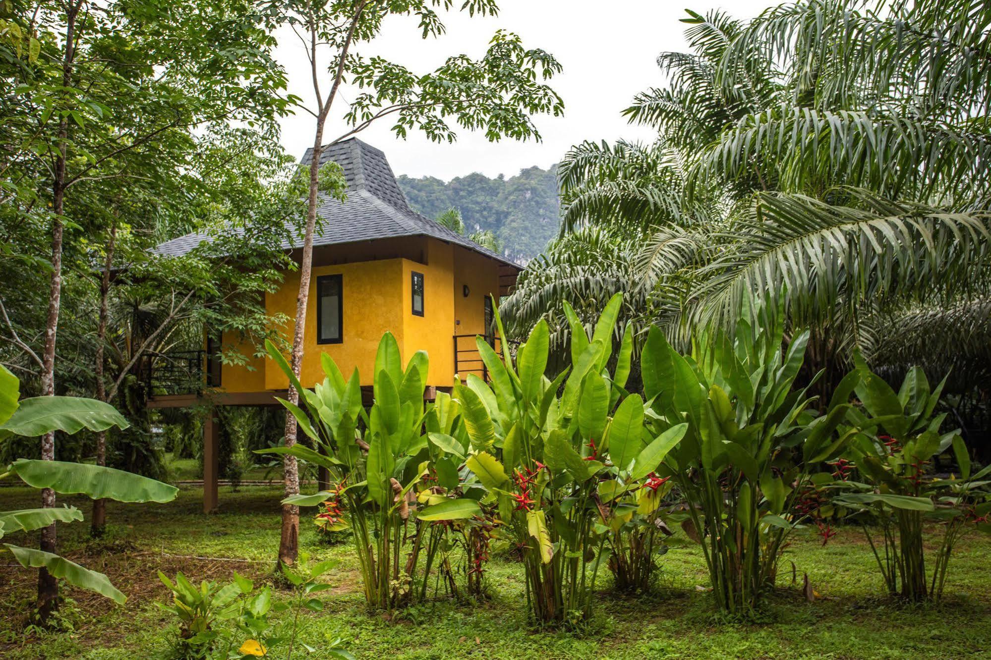 Anurak Community Lodge - Sha Plus Khao Sok National Park Exterior photo