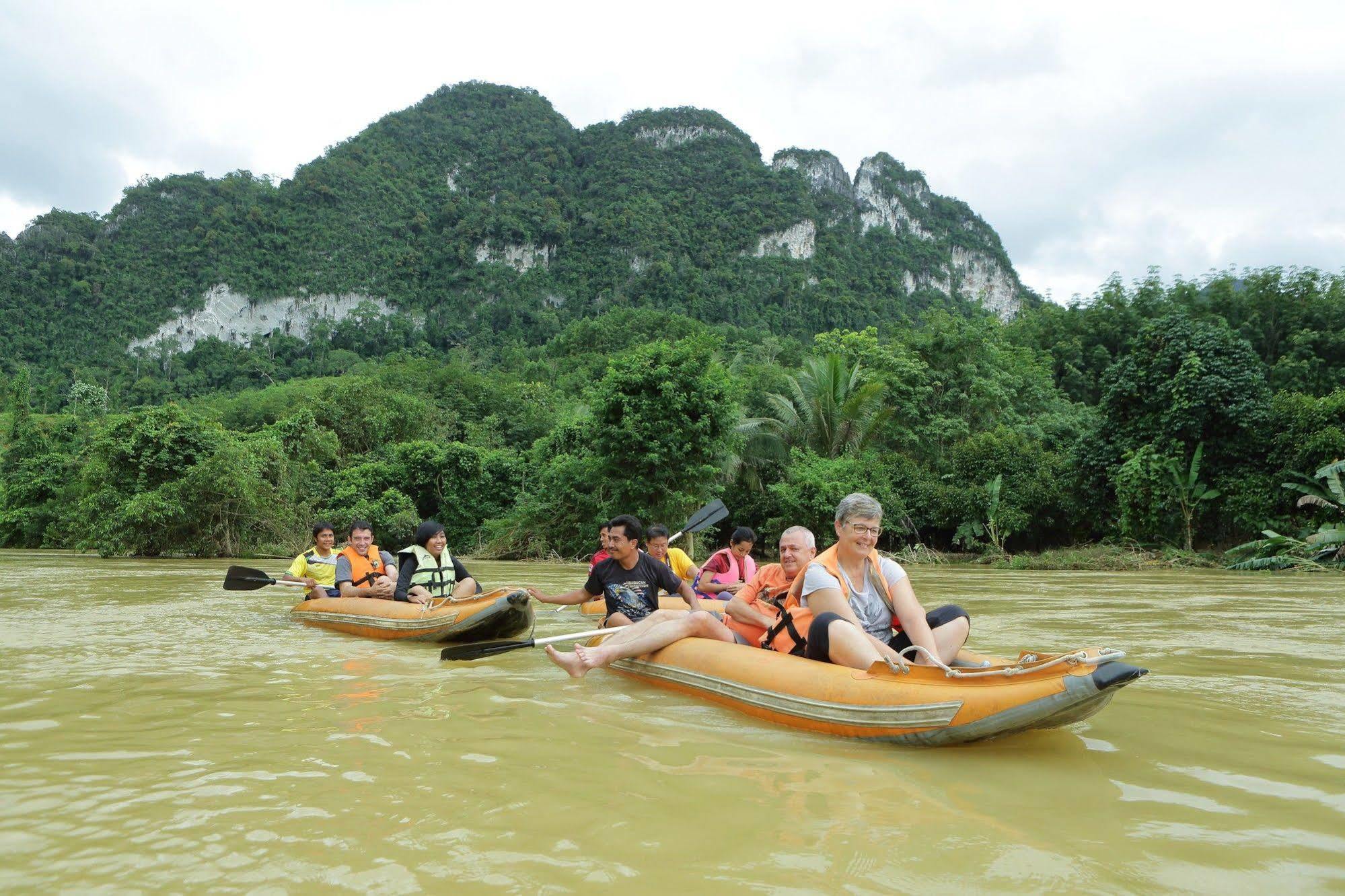 Anurak Community Lodge - Sha Plus Khao Sok National Park Exterior photo